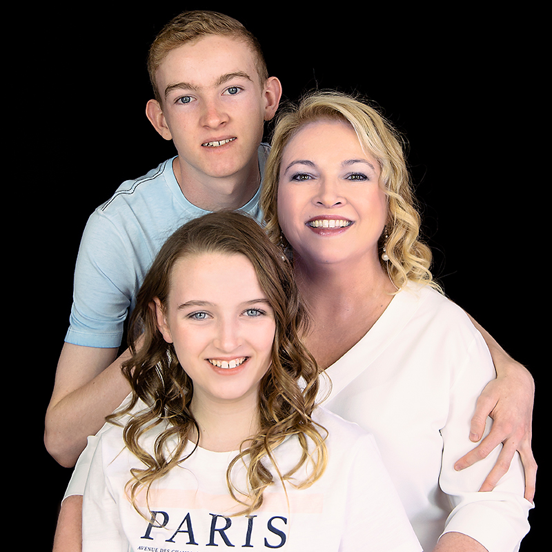 Joy Studio - Family Portrait Photography